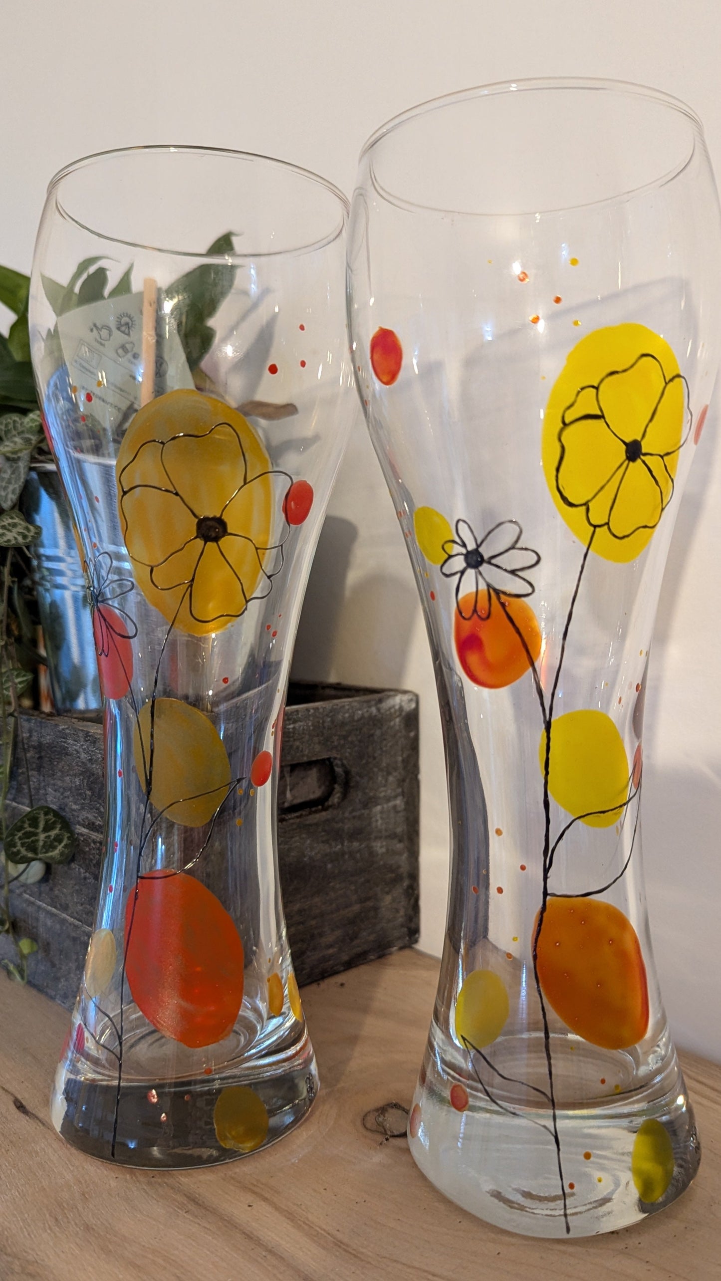 Verre à bière motifs fleurs printanières