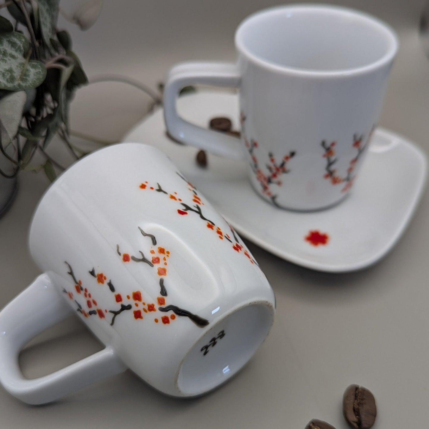 Petites tasses à café fantaisie