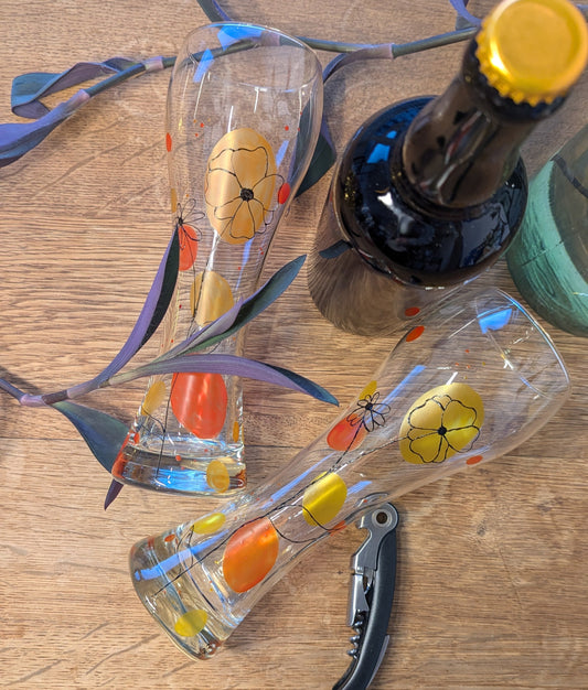 Verre à bière motifs fleurs printanières